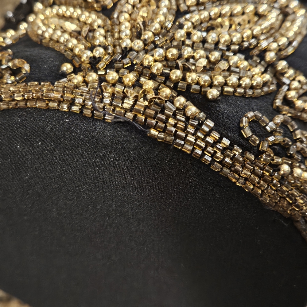 Vintage Mary McFadden Black and Gold Beaded Collar And Satchel Accessory Set - Picture 8 of 8